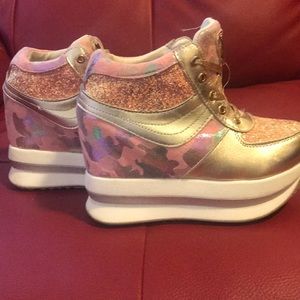 Wedge heel hidden platform sneakers